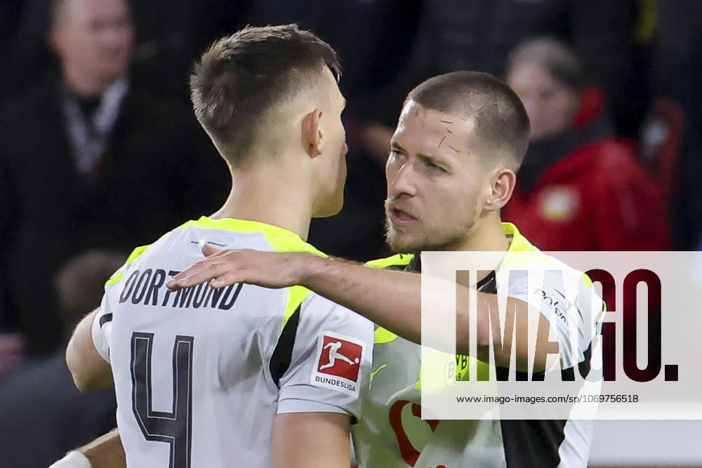 Nico Schlotterbeck Borussia Dortmund and Waldemar Anton Borussia Dortmund cheer, Bundesliga, Bayer 04 Leverkusen v Borussia Dortmund, BayArena, November 29, 2025 in Leverkusen, Germany Photo by Marco Steinbrenner DeFodi Images Nico Schlotterbeck Borussia Dortmund and Waldemar Anton Borussia Dortmund cheer, Bundesliga, Bayer 04 Leverkusen v Borussia Dortmund, BayArena, November 29, 2025 in Leverkusen, Germany Photo by Marco Steinbrenner DeFodi Images DFL regulations prohibit any use of photographs as image sequences and or quasi video