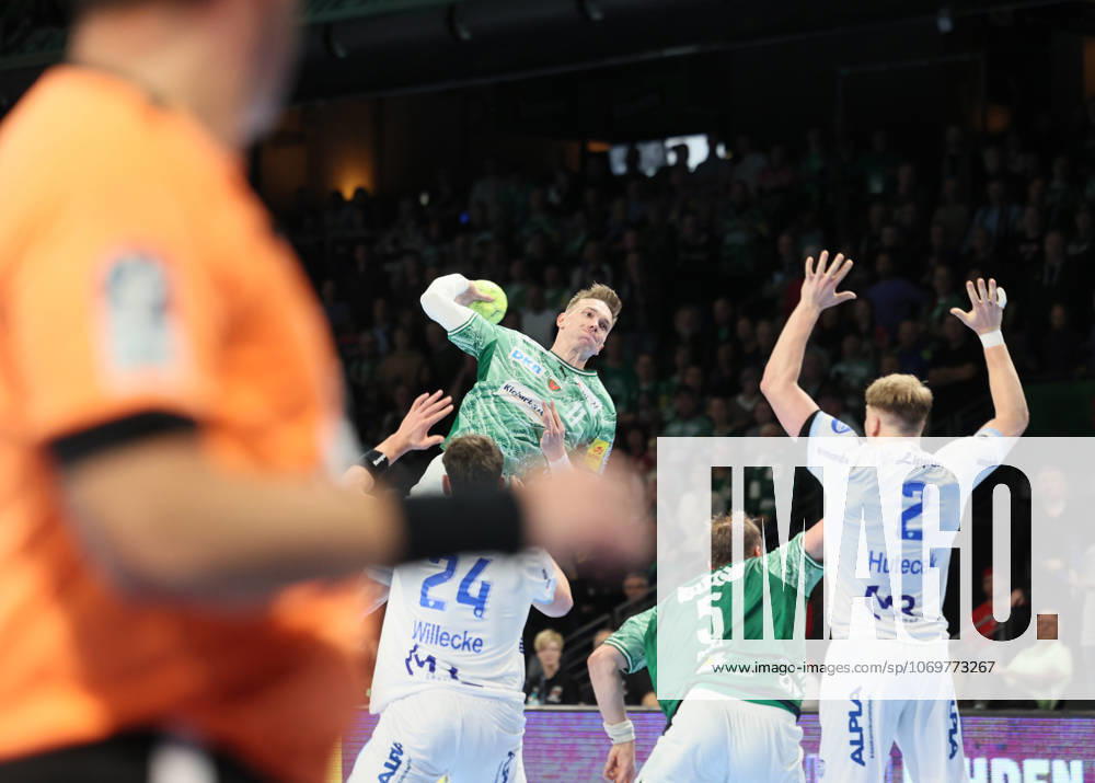 GER HBL Season 2025 2026 FÜCHSE Berlin vs TBV Lemgo Lippe, 30 11 25, Max Schmeling Halle, Berlin, Lasse Bredekjaer ANDERSSON Füchse Berlin 11
