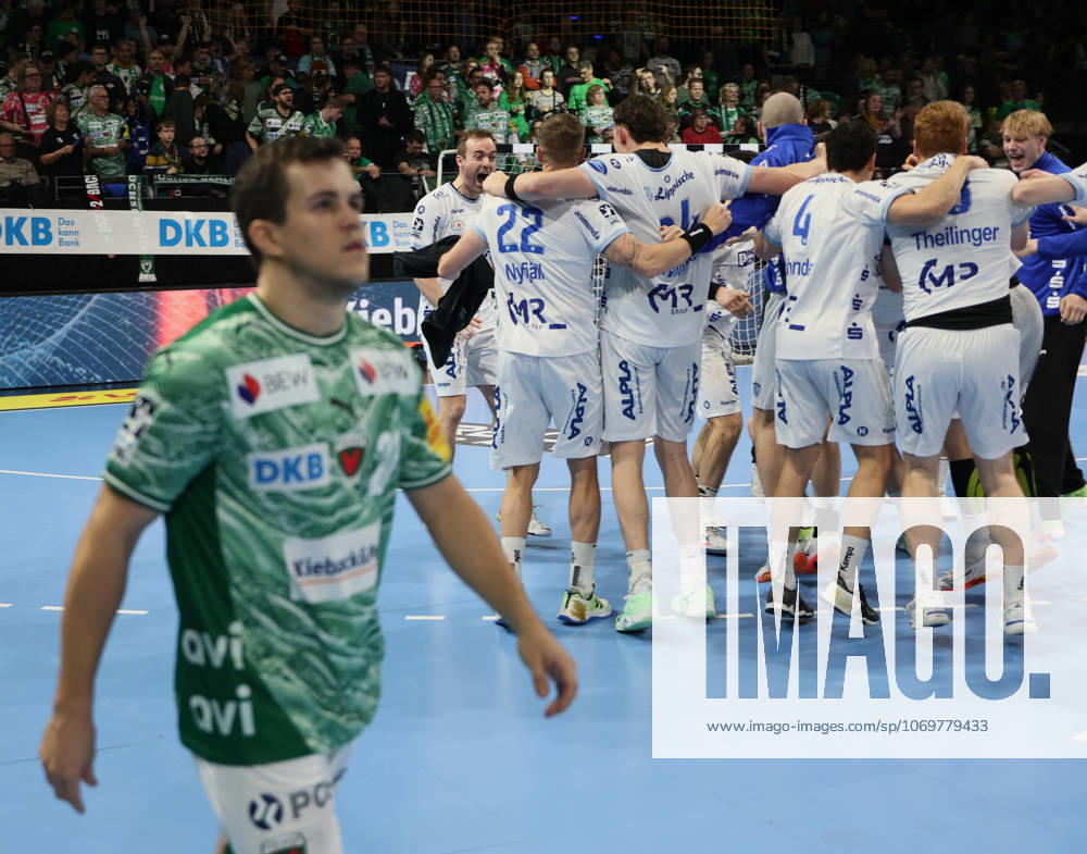 GER HBL season 2025 2026 FÜCHSE Berlin vs TBV Lemgo Lippe, 30 11 25, Max Schmeling Halle, Berlin, TBV Lemgo Lippe celebrates away win