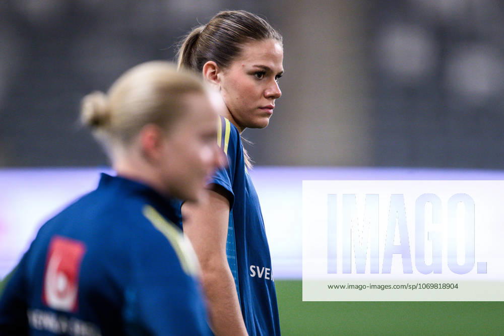 Bella Andersson of the Swedish women s national football team at a training session on December 1, 2025 in Stockholm Photo Jesper Zerman BILDBYRAN kod JZ JZ0652 fotboll football soccer fotball nations league uefa womens nations league träning practice training sverige sweden dam bbeng