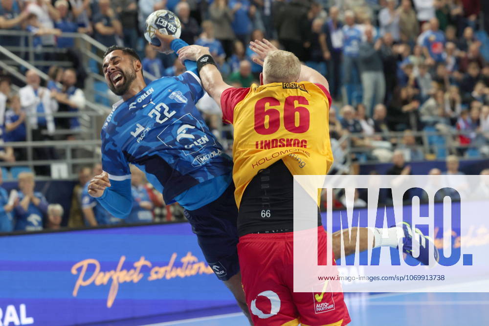 Plock 04.12.2025 Liga mistrzow pilka reczna mezczyzn faza grupowa sezon 2025 26 --- Group Chase mens handball EHF Champions League Orlen Wisla Plock - GOG Handbold Melvyn Richardson Anton Lindskog Fot. Marcin Solarz FotoPyK NEWSPIX.PL --- newspix.pl