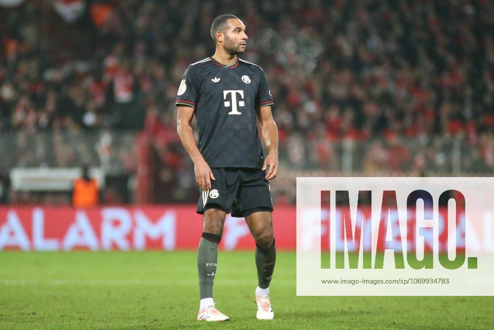 Stadion Alte Försterei DFB Pokal 2025 2026 Union Berlin FC Bayern Munich Jonathan Tah 4, FC Bayern Munich