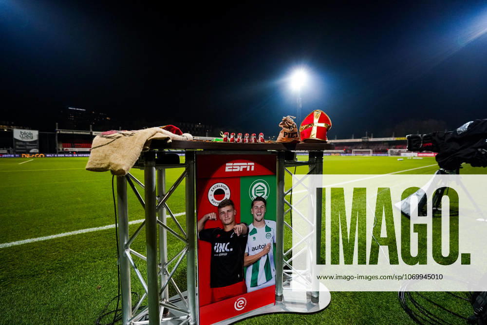 Eredivisie: Excelsior Rotterdam v FC Groningen Rotterdam - Sinterklaas at Stadion Woudestein during the fifteenth competition round of the 2025 2026 Eredivisie season. The match is set between Excelsior Rotterdam and FC Groningen at Stadion Woudestein on 5 December 2025 in Rotterdam, The Netherlands. (VK Sportphoto Danny de Groot)
