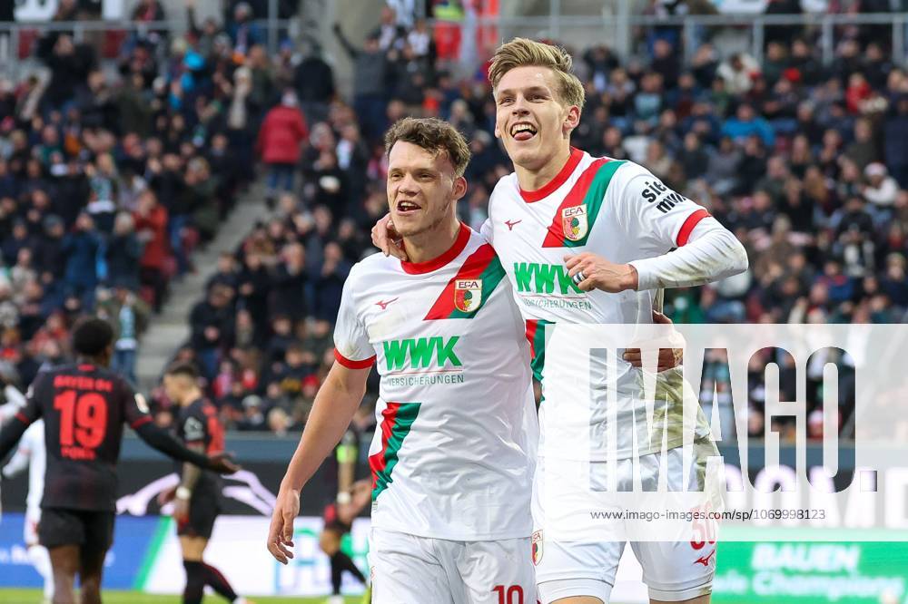 Goal celebration by Robin Fellhauer 19 FC Augsburg , Anton Kade 30 FC Augsburg to 2 0, FC Augsburg vs Bayer 04 Leverkusen, Soccer, 1 Bundesliga, 13 Matchday, 06 12 2025 DFB regulations prohibit any use of photographs as image sequences and or quasi video Augsburg Bayern Germany