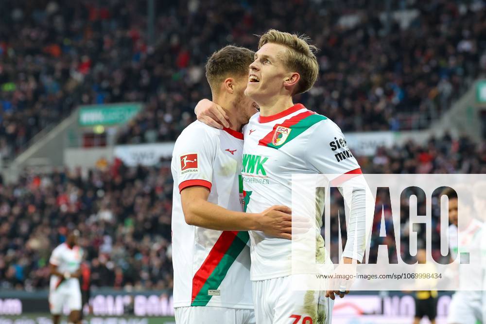Goal celebration by Robin Fellhauer 19 FC Augsburg , Anton Kade 30 FC Augsburg to 2 0, FC Augsburg vs Bayer 04 Leverkusen, Soccer, 1 Bundesliga, 13 Matchday, 06 12 2025 DFB regulations prohibit any use of photographs as image sequences and or quasi video Augsburg Bayern Germany