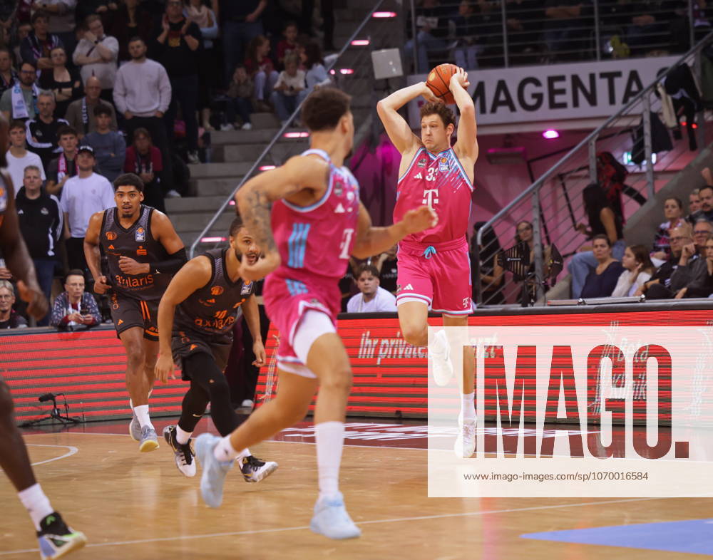Patrick Heckmann Telekom Baskets Bonn vs NINERS Chemnitz 9 Speiltag Saison 2025 26