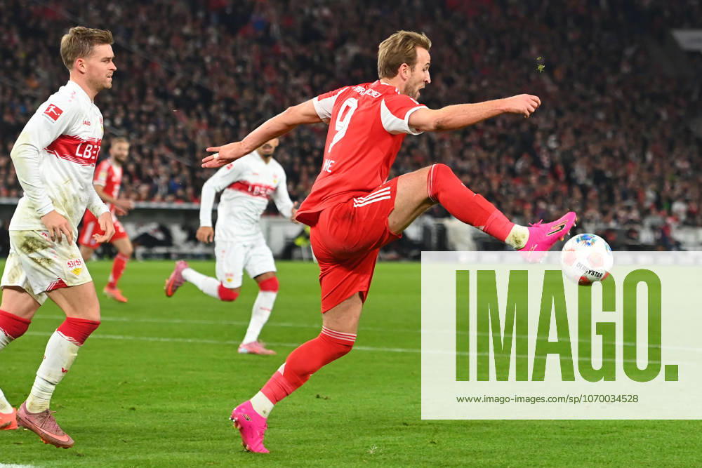 Harry KANE Bayern Muenchen , Action,duel against Maximilian MITTELSTAEDT VFB Stuttgart Football 1 Bundesliga Season 2025 2026, 13 Matchday, Matchday13 VfB Stuttgart FC Bayern Muenchen 0 5 on 06 12 2025 MHP ARENA
