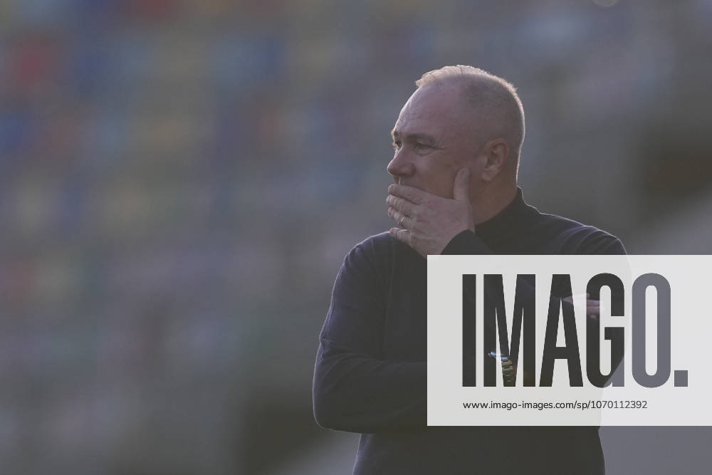 Frosinone s head coach Massimiliano Alvini during the Serie BKT soccer match between Frosinone and Juve Stabia at the Frosinone Benito Stirpe stadium, Italy - Saturday, December 8, 2025 - Soccer ( Photo by Alfredo Falcone LaPresse )