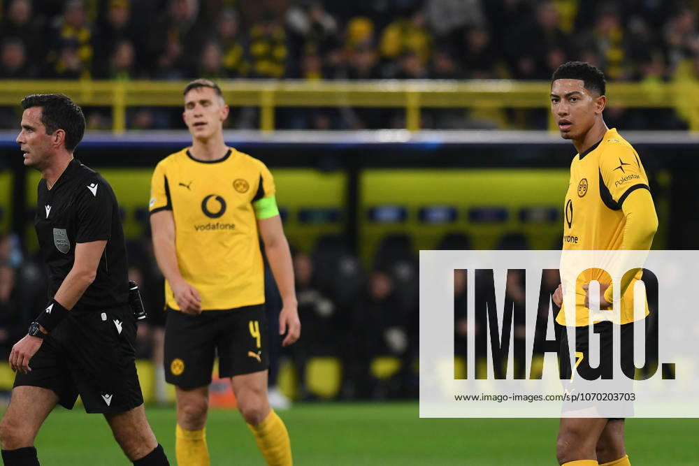 Nico Schlotterbeck Borussia Dortmund and Jobe Bellingham Borussia Dortmund look on during the UEFA Champions League 2025 26, Matchday 6 League Phase match between Borussia Dortmund and FK Bodo Glimt, BVB Stadion on December 10, 2025 in Dortmund, Germany, Germany Photo by Ralf Treese DeFodi Images Nico Schlotterbeck Borussia Dortmund and Jobe Bellingham Borussia Dortmund look on during the UEFA Champions League 2025 26 League Phase MD6 match between Borussia Dortmund and FK Bodo Glimt at BVB Stadion Dortmund on December 10, 2025 in Dortmund, Germany Photo by Ralf Treese DeFodi Images