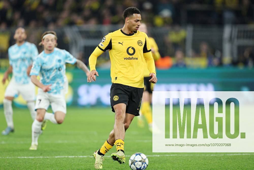 DORTMUND - Felix Nmecha of Borussia Dortmund during the Champions League match between Borussia Dortmund and FK Bodo Glimt at Signal Iduna Park on December 10, 2025, in Dortmund, Germany. ANP Hollandse Hoogte Bart Stoutjesdijk UEFA Champions League 2025 26 ANPxSportx StoutjesdijkxIVx 544588865 originalFilename: 544588865