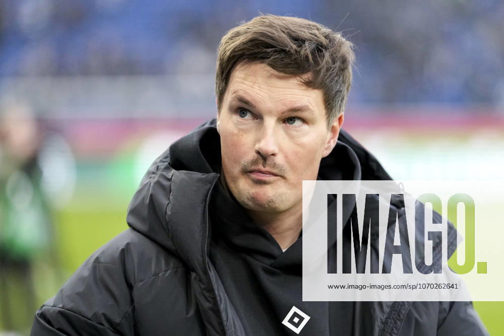 Merlin Polzin Coach, Head Coach, HSV , Single Image, Single Photo, Action, Action, 13 12 2025, Sinsheim Germany , Football, Bundesliga, TSG 1899 Hoffenheim Hamburger SV, DFB DFL REGULATIONS PROHIBIT ANY USE OF PHOTOGRAPHS AS IMAGE SEQUENCES AND OR QUASI VIDEO