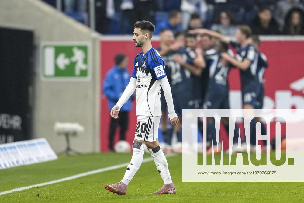 Fabio Vieira HSV, 20 , Player of Hamburger SV HSV , looking disappointed, disappointment, frustration, disappointed, pessimistic, after the conceded goal to 2 0, action, action scene, 13 12 2025, Sinsheim Germany , Football, Bundesliga, TSG 1899 Hoffenheim Hamburger SV, DFB DFL REGULATIONS PROHIBIT ANY USE OF PHOTOGRAPHS AS IMAGE SEQUENCES AND OR QUASI VIDEO
