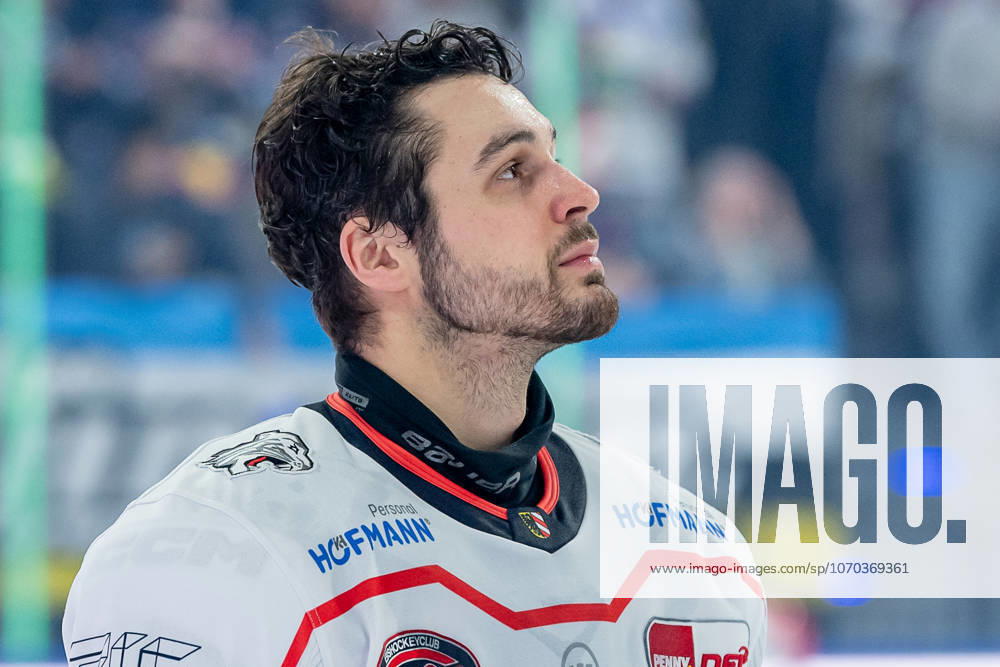 Samuel Dove McFalls Nuernberg Ice Tigers, 75 in the Starting Six Portrait Portrait GER, EHC Red Bull Muenchen vs Nuernberg Ice Tigers, Ice Hockey, DEL, 28 Matchday, Season 2025 2026, 14 12 2025 GER, EHC Red Bull Muenchen vs Nuernberg Ice Tigers, Ice Hockey, DEL, 28 Matchday, Season 2025 2026, 14 12 2025 Muenchen