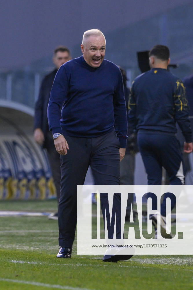 Frosinone s head coach Massimiliano Alvini during the Serie BKT soccer match between Frosinone and Spezia at the Frosinones Benito Stirpe stadium, Italy - Saturday, December 20, 2025 - Soccer ( Photo by Fabrizio Corradetti LaPresse )