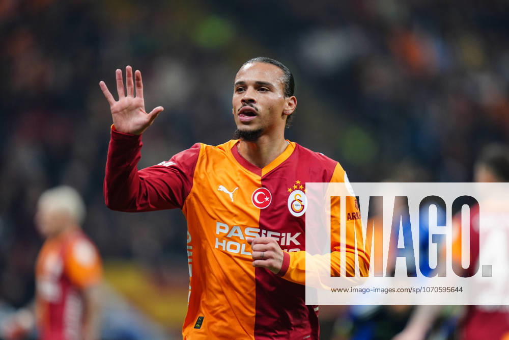 Galatasaray v Kasimpasa - Turkish Super Lig ISTANBUL, TURKIYE - DECEMBER 21: Leroy Sane of Galatasaray gestures during the Turkish Super Lig week 17 football match between Galatasaray and Kasimpasa at RAMS Park in Istanbul, Turkiye on December 21, 2025. Hakan Akgun Anadolu Istanbul Turkey. Editorial use only. Please get in touch for any other usage.