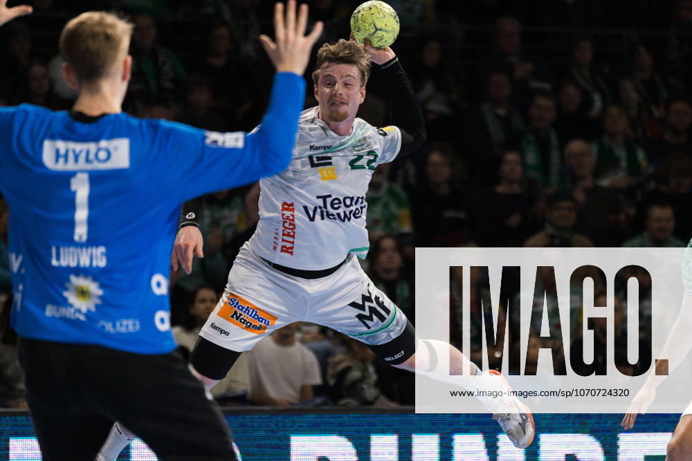 Erik PERSSON FRISCH AUF Goeppingen, 22 scores a goal, Action, Goal throw GER, Fuechse Berlin vs FRISCH AUF Goeppingen, Handball, Bundesliga, Matchday 19, Season 2025 2026, 27 12 2025, GER, Fuechse Berlin vs FRISCH AUF Goeppingen, Handball, Bundesliga, Matchday 19, Season 2025 2026, 27 12 2025, Berlin