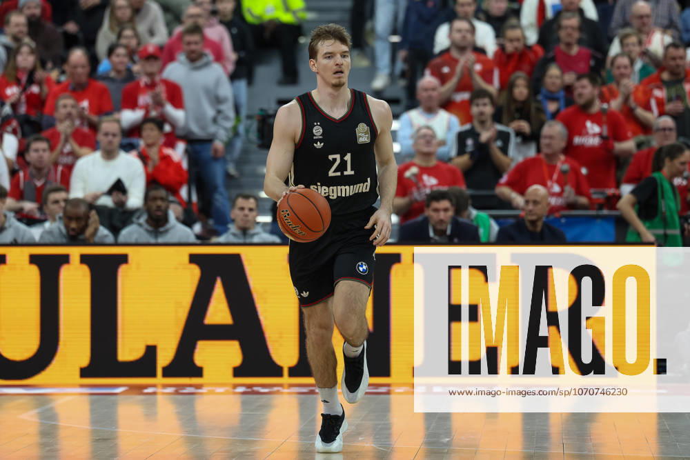 Justuz Hollatz FC Bayern Basketball, 21 , GER, FC Bayern Basketball vs Vet Concept Gladiators Trier, Basketball, easycredit Basketball Bundesliga, 11 Matchday, Season 2025 2026, 28 12 2025, GER, FC Bayern Basketball vs Vet Concept Gladiators Trier, Basketball, easycredit Basketball Bundesliga, 11 Matchday, Season 2025 2026, 28 12 2025 Munich