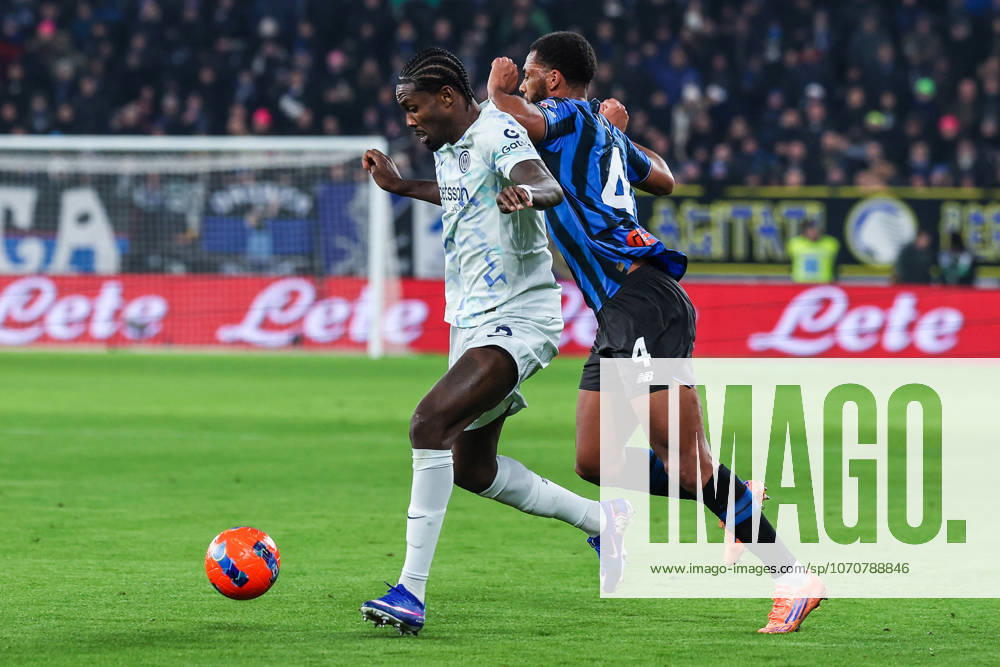 Marcus Thuram of FC Internazionale seen in action during Serie A 2025 26 football match between Atalanta BC and FC Internazionale at New Balance Arena in Bergamo Italy on 28 December 2025. Bergamo Gewiss Stadium Bergamo Italy