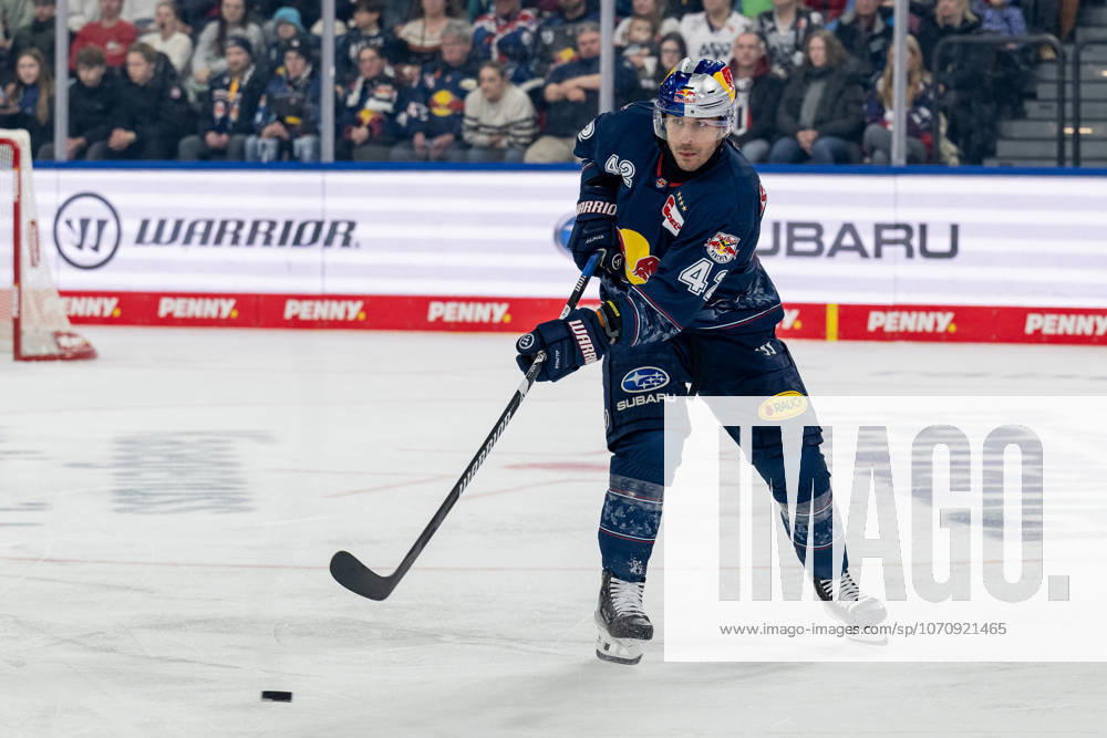 Yasin Ehliz EHC Red Bull Muenchen, 42 GER, EHC Red Bull Muenchen vs Adler Mannheim, Ice Hockey, DEL, Matchday 36, Season 2025 2026, 04 01 2026 GER, EHC Red Bull Muenchen vs Adler Mannheim, Ice Hockey, DEL, Matchday 36, Season 2025 2026, 04 01 2026 Muenchen