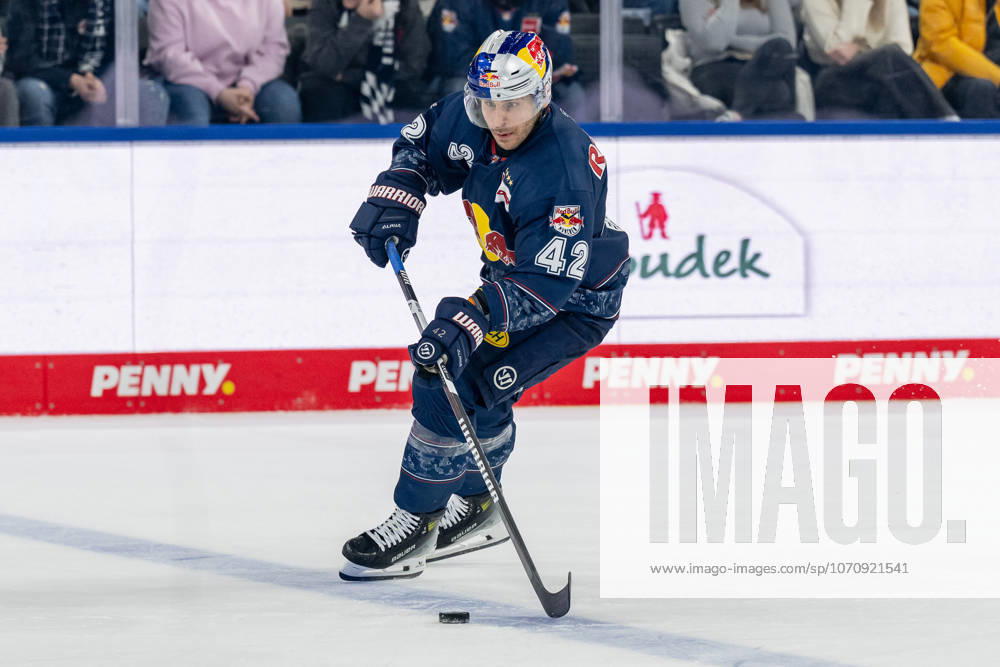 Yasin Ehliz EHC Red Bull Muenchen, 42 GER, EHC Red Bull Muenchen vs Adler Mannheim, Ice Hockey, DEL, Matchday 36, Season 2025 2026, 04 01 2026 GER, EHC Red Bull Muenchen vs Adler Mannheim, Ice Hockey, DEL, Matchday 36, Season 2025 2026, 04 01 2026 Muenchen