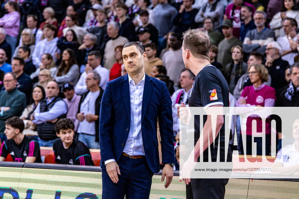 Marko Stankovic Telekom Baskets Bonn, Head Coach looks unhappy about a decision of the referee Telekom Baskets Bonn vs BMA365 Baskets Bamberg, Basketball, easy Credit BBL, Matchday 14, 2025 2026, 05 01 2026 Telekom Baskets Bonn vs BMA365 Baskets Bamberg, easy Credit BBL, Matchday 14, 2025 2026, 05 01 2026 Bonn