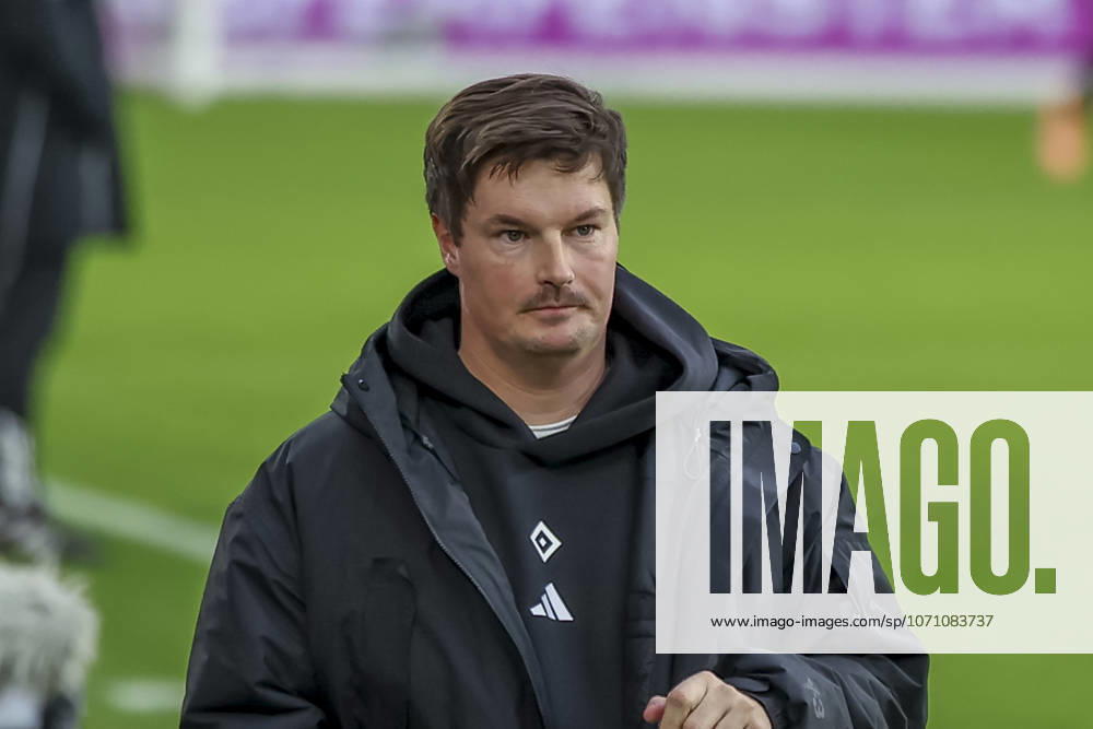 Merlin Polzin Hamburger SV, Coach , Germany, Soccer, 1 Bundesliga, Matchday 16, 2025 2026, SC Freiburg vs Hamburger SV, 10 01 2026, Freiburg im Breisgau Europa Park Stadium Germany