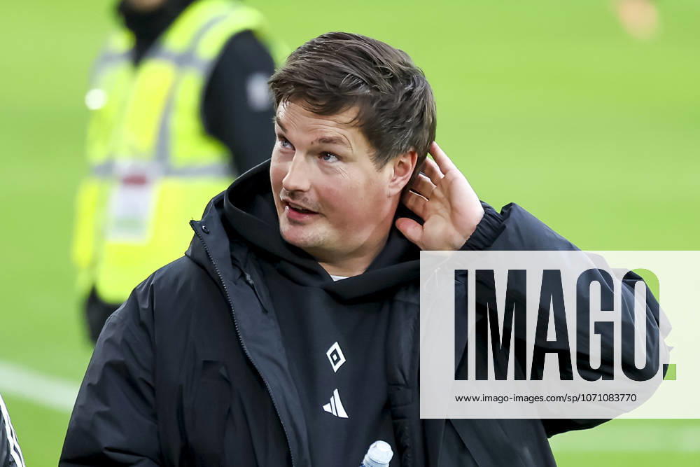 Merlin Polzin Hamburger SV, Coach , Germany, Soccer, 1 Bundesliga, Matchday 16, 2025 2026, SC Freiburg vs Hamburger SV, 10 01 2026, Freiburg im Breisgau Europa Park Stadium Germany