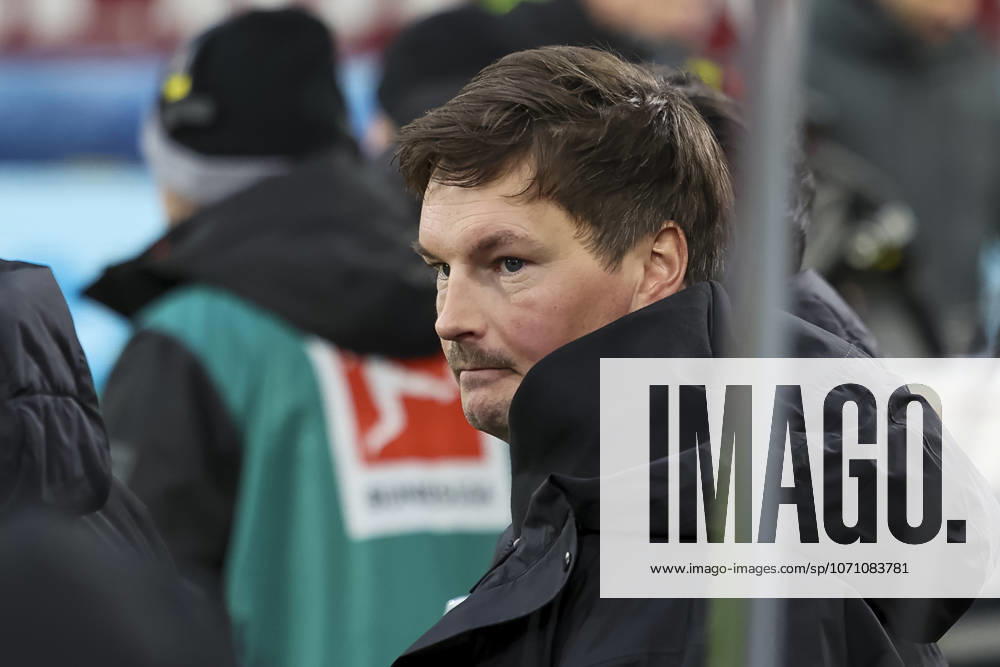 Merlin Polzin Hamburger SV, Coach , Germany, Soccer, 1 Bundesliga, Matchday 16, 2025 2026, SC Freiburg vs Hamburger SV, 10 01 2026, Freiburg im Breisgau Europa Park Stadium Germany
