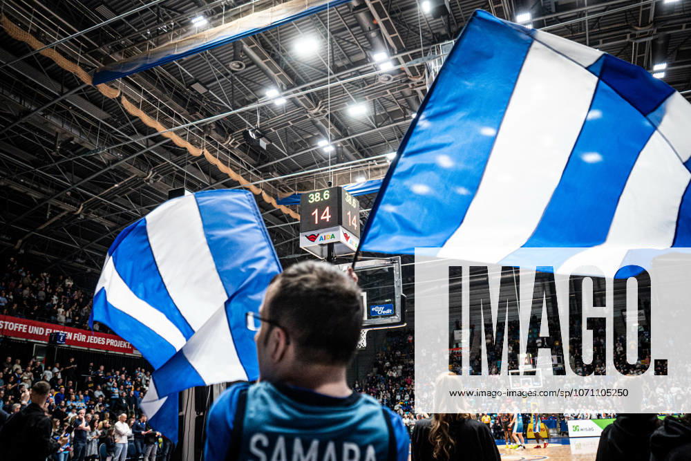 Basketball easyCredit BBL Bundesliga, Frankfurt Skyliners NINERS Chemnitz Fans in the SÜWAG Energie Arena Frankfurt am Main