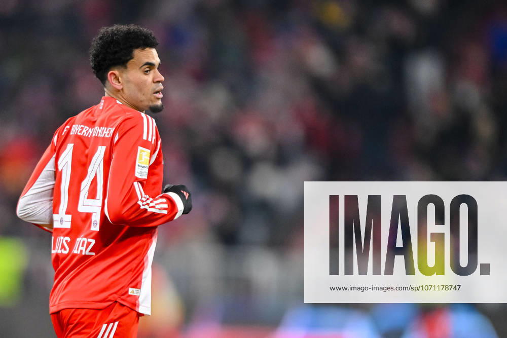 Luis Diaz FC Bayern München Looks on during the Bundesliga match between FC Bayern München and VfL Wolfsburg, Allianz Arena am 11 January 2026 in München, Germany Photo by Harry Langer DeFodi Images Luis Diaz FC Bayern München Looks on during the Bundesliga match between FC Bayern München and VfL Wolfsburg at Allianz Arena on January 11, 2026 in München, Germany Photo by Harry Langer DeFodi Images DFL regulations prohibit any use of photographs as image sequences and or quasi video Photo by Harry Langer DeFodi Images DFL regulations prohibit any use of photographs as image sequences and or quasi video