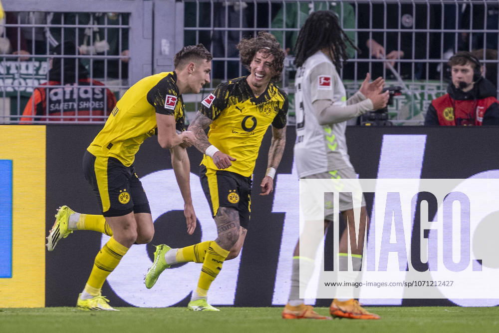 Football Borussia Dortmund SV Werder Bremen, Matchday 17 at Signal Iduna Park Nico Schlotterbeck Borussia Dortmund celebrates after his goal for 1 0 IMPORTANT NOTE According to the regulations of the DFL and the DFB, it is prohibited to use or have used photographs taken in the stadium and or of the match in the form of sequential images and or video-like photo series