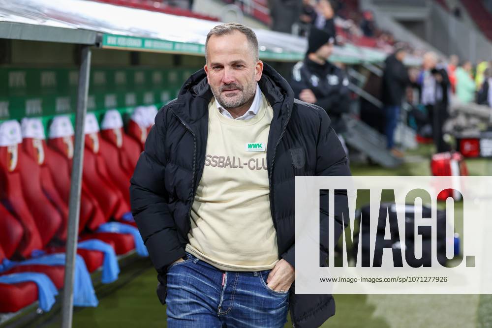 Head Coach Manuel Baum FC Augsburg , FC Augsburg vs 1 FC Union Berlin, Football, 1 Bundesliga, 17 Matchday, 15 01 2026 DFB regulations prohibit any use of photographs as image sequences and or quasi video Augsburg Bayern Germany