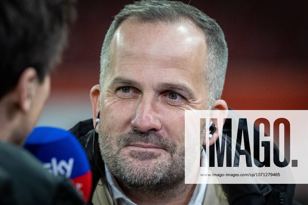 Head Coach Manuel Baum FC Augsburg , FC Augsburg vs 1 FC Union Berlin, Football, Men, Bundesliga, Season 2025 2026, First Round, 17 Matchday, 15 01 2026 DFB regulations prohibit any use of photographs as image sequences and or quasi video Augsburg Bayern Germany