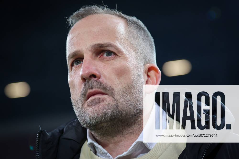 Head Coach Manuel Baum FC Augsburg , FC Augsburg vs 1 FC Union Berlin, Football, Men, Bundesliga, Season 2025 2026, First Round, 17 Matchday, 15 01 2026 DFB regulations prohibit any use of photographs as image sequences and or quasi video Augsburg Bayern Germany