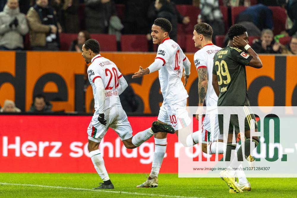Goal celebration, cheers after his goal to 1 0 from Alexis Claude Maurice FC Augsburg and Noahkai Banks FC Augsburg v l, FC Augsburg vs 1 FC Union Berlin, Football, 1 Bundesliga, 17 Matchday, 15 01 2026 DFB regulations prohibit any use of photographs as image sequences and or quasi video