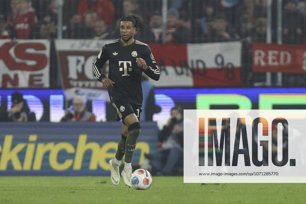 Michael Olise FC Bayern München in action, on the ball, single action during the Bundesliga match between 1 FC Köln and FC Bayern München, RheinEnergieSTADION on January 14, 2026 in Cologne, Germany Photo by Oliver Kaelke DeFodi Images Michael Olise FC Bayern München controls the ball during the Bundesliga match between 1 FC Köln and FC Bayern München at RheinEnergieSTADION on January 14, 2026 in Köln, Germany Photo by Oliver Kaelke DeFodi Images DFL regulations prohibit any use of photographs as image sequences and or quasi video Photo by Oliver Kaelke DeFodi Images
