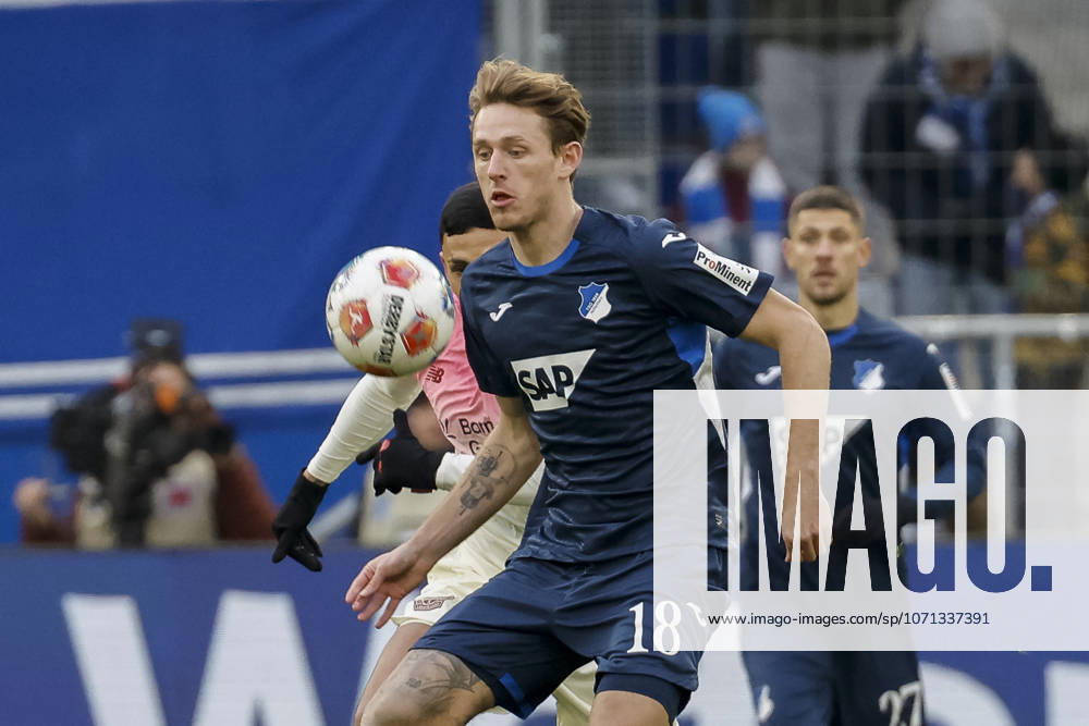 Wouter Burger TSG Hoffenheim, 18 on the ball , Germany, Football, 1 Bundesliga, Matchday 18, 2025 2026, TSG Hoffenheim vs Bayer 04 Leverkusen, 17 01 2026, Sinsheim PreZero Arena Baden Württemberg Germany