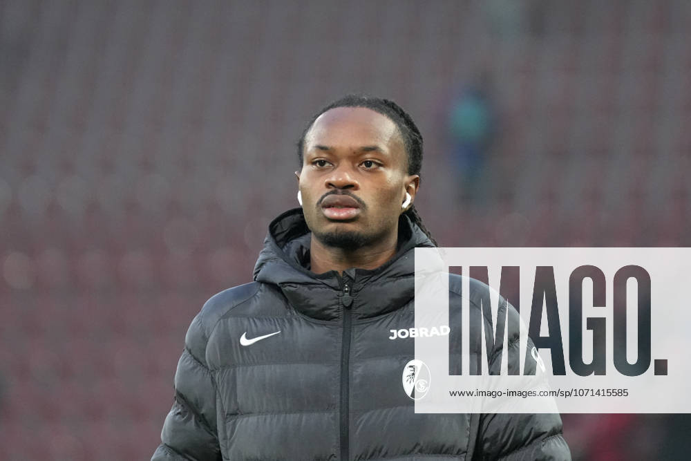 Jordy Makengo SC Freiburg, 33 , Germany, Football, 1 Bundesliga, Matchday 18, 2025 2026, FC Augsburg vs SC Freiburg, 18 01 2026, WWK Arena, Augsburg, Germany DFL REGULATIONS PROHIBIT ANY USE OF PHOTOGRAPHS AS IMAGE SEQUENCES AND OR QUASI VIDEO Augsburg WWK Arena Bayern Germany