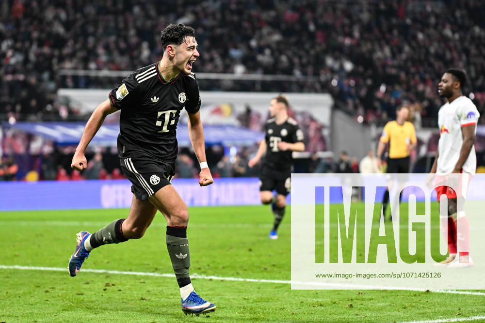 Soccer I Men I Season 2025 2026 I Bundesliga I Matchday 18 I RB Leipzig FC Bayern Munich I 17 01 2026 Goal celebration Aleksandar Pavlovic 45, FC Bayern Munich l Leipzig Red Bull Arena Saxony Germany