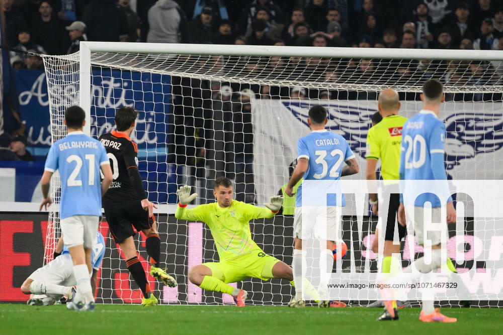 Nico Paz of Como 1907 scores the goal of 0-2 during the Serie A 2025 2026 football match between SS Lazio and Como 1907 at Stadio Olimpico in Rome (Italy), January 19, 2026. AndreaxStaccioli