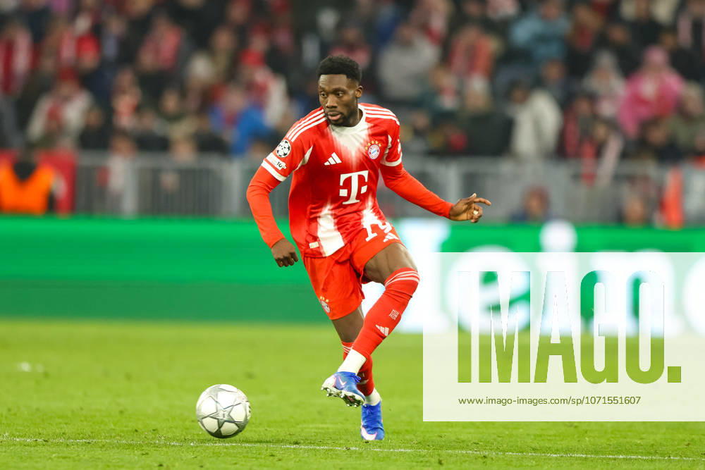 Alphonso Davies FC Bayern Muenchen, 19 with ball, GER, FC Bayern Muenchen vs Royale Union Saint Gilloise, Football, UEFA Champions League, League Phase, Matchday 7, 2025 2026 season, 21 01 2026, GER, FC Bayern Muenchen vs Royale Union Saint Gilloise, Football, UEFA Champions League, League Phase, Matchday 7, 2025 2026 season, 21 01 2026 Muenchen