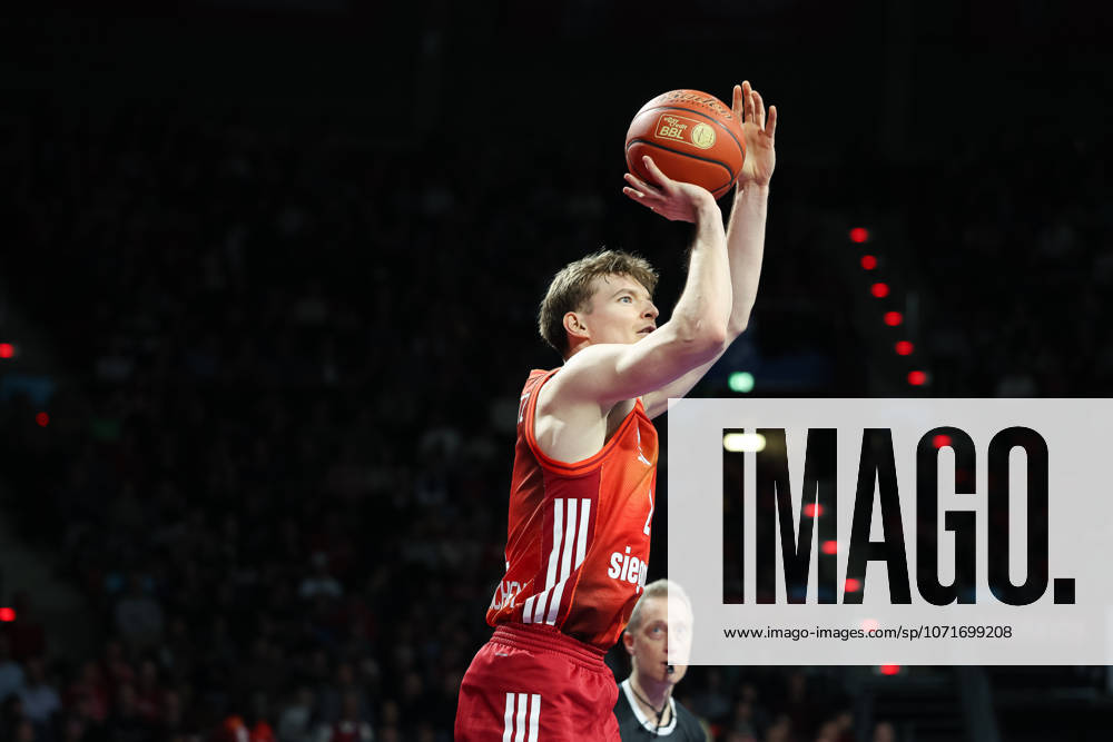 Justuz Hollatz FC Bayern Basketball, 21 , GER, FC Bayern Basketball vs Fitness First Wuerzburg Baskets, Basketball, easycredit Basketball Bundesliga, 17 Matchday, Season 2025 2026, 25 01 2026, GER, FC Bayern Basketball vs Fitness First Wuerzburg Baskets, Basketball, easycredit Basketball Bundesliga, 17 Matchday, Season 2025 2026, 25 01 2026 Munich
