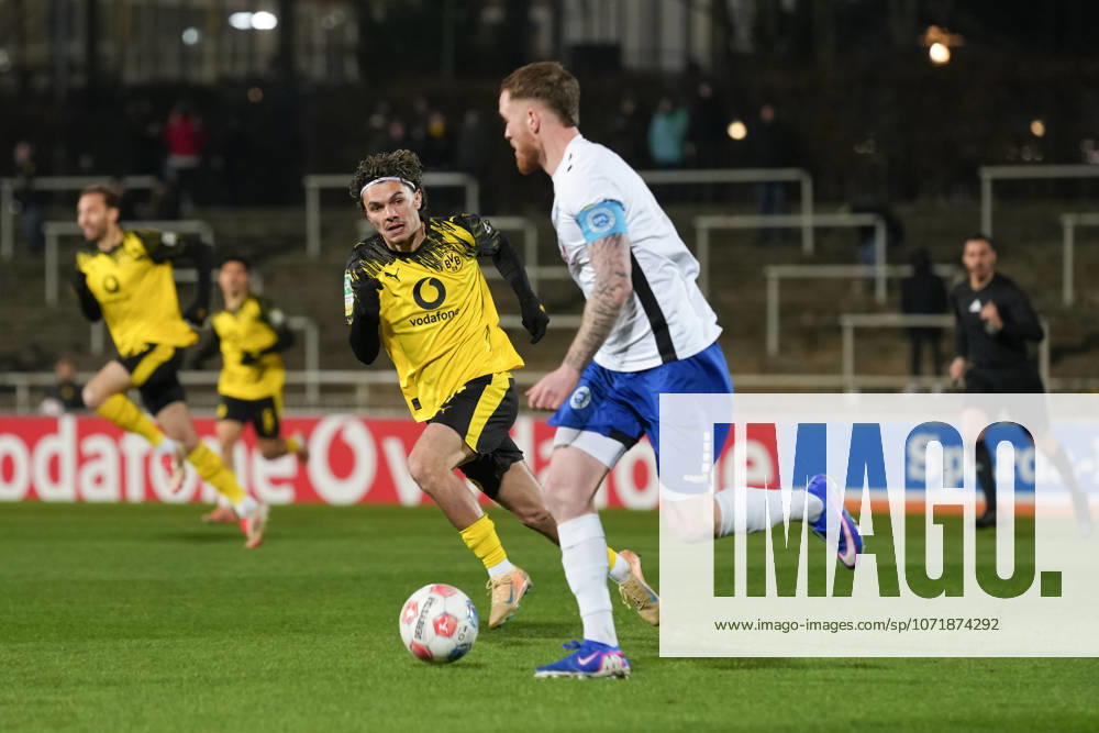 Season 2025 2026 20 Matchday Regionalliga West at Stadion Rote Erde, Dortmund, Germany BV Borussia Dortmund U23 Sportfreunde Lotte Babis Charalampos Drakas BVB