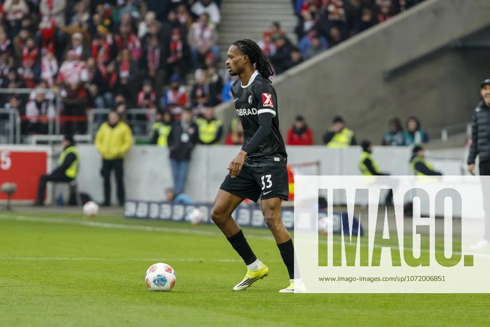 Jordy Makengo SC Freiburg, 33 on the ball , Germany, Soccer, 1 Bundesliga, Matchday 20, 2025 2026, VfB Stuttgart vs SC Freiburg, 01 02 2026, Stuttgart MHP Arena Germany