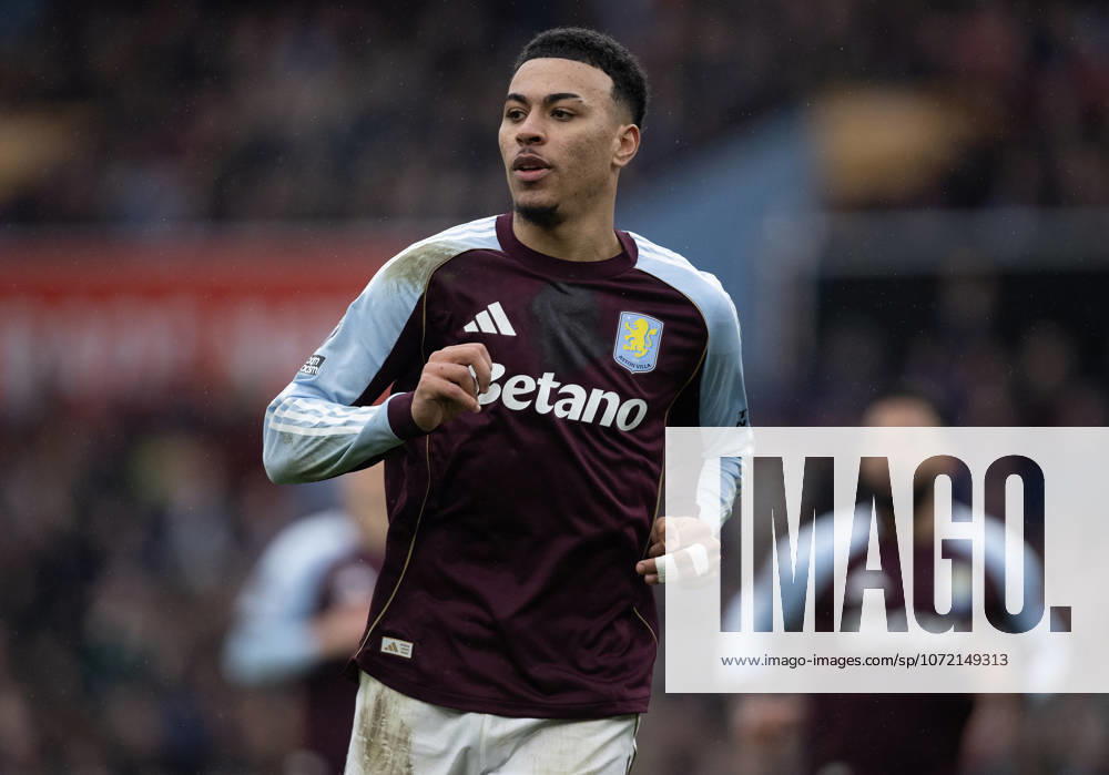 Aston Villa v Brentford - Premier League BIRMINGHAM, ENGLAND - FEBRUARY 1: Morgan Rogers of Aston Villa during the Premier League match between Aston Villa and Brentford at Villa Park on February 1, 2026 in Birmingham, United Kingdom. Birmingham Villa Park England United Kingdom