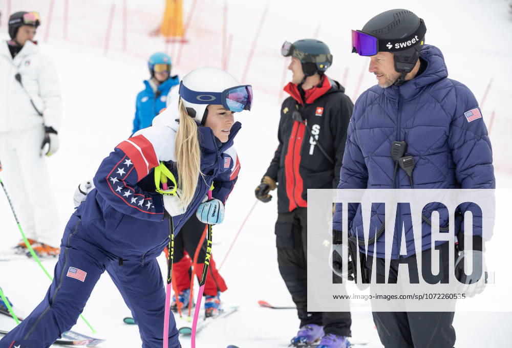 Cortina D ampezzo, Lombardy, Italy: Lindsey Vonn of the United States listens to her coach Aksel Lund Svindal during course inspection before the first day of Womens Downhill Training at Tofane Alpine Skiing Centre for the Milano Cortina 2026 Winter Olympics. Olympics 2026: Milano Cortina: Alpine Skiing: Women S - ZUMAsc5_ 20260206_oly_sc5_041