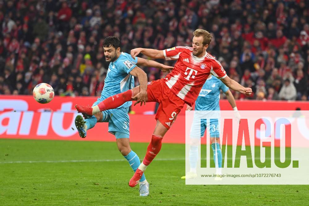 Harry KANE Bayern Muenchen , Action,duel against Ozan KABAK 1899 Hoffenheim Football 1 Bundesliga Season 2025 2026, 21 Matchday, Matchday21 FC Bayern Muenchen TSG 1899 Hoffenheim 5 1 on 08 02 2026 , A L L I A N Z A R E N A