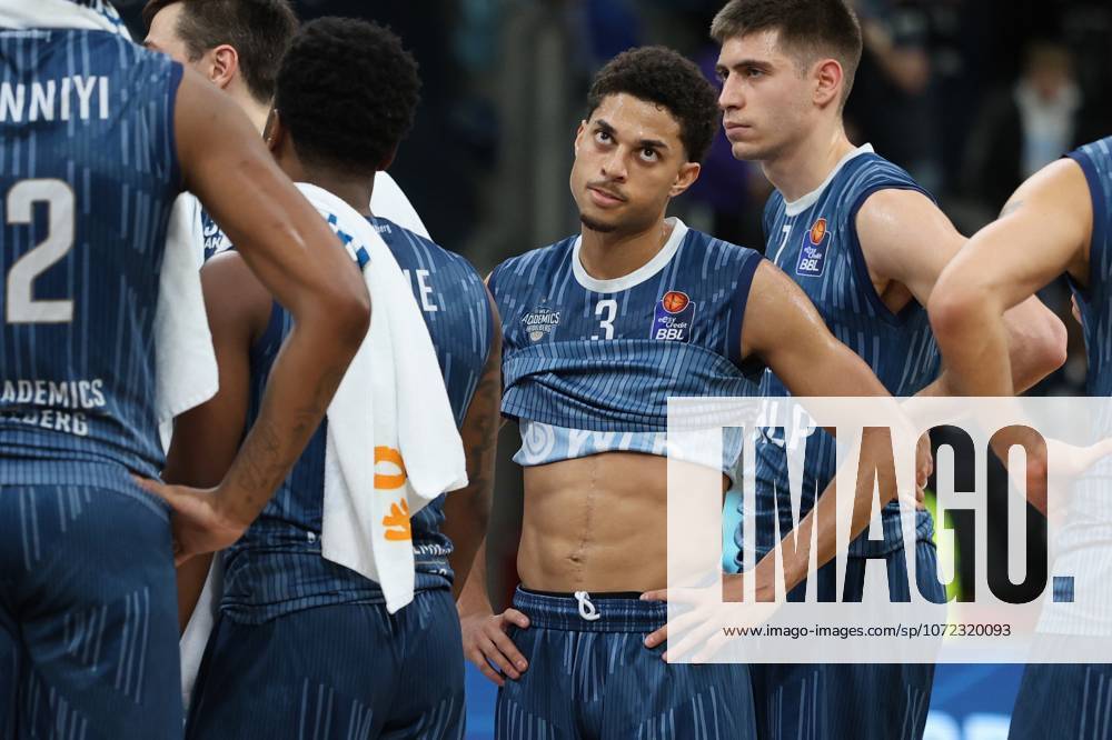 Kevin McClain MLP Academics Heidelberg, 03 disappointed on the court GER, BBL, MLP Academics Heidelberg vs FC Bayern Muenchen, easycredit Basketball Bundesliga, 19 Matchday, Season, 2025 2026, 08 02 2026 GER, MLP Academics Heidelberg vs FC Bayern Muenchen, Basketball, easycredit Basketball Bundesliga, 19 Matchday, Season, 2025 2026, 08 02 2026 Heidelberg