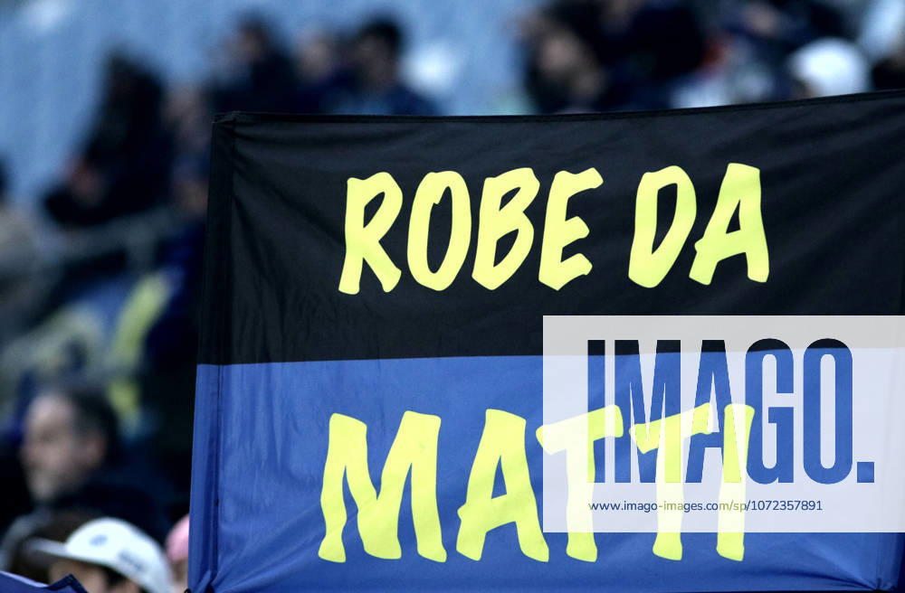 Foto IPP Albano Angilletta Reggio Emilia 08 02 2026 Calcio Campionato di serie A 2025 2026 Sassuolo - Inter nella foto: uno strisicone esposto dai tifosi dell Inter con la scritta Robe da matti Italy Photo Press World Copyright italy ITALY