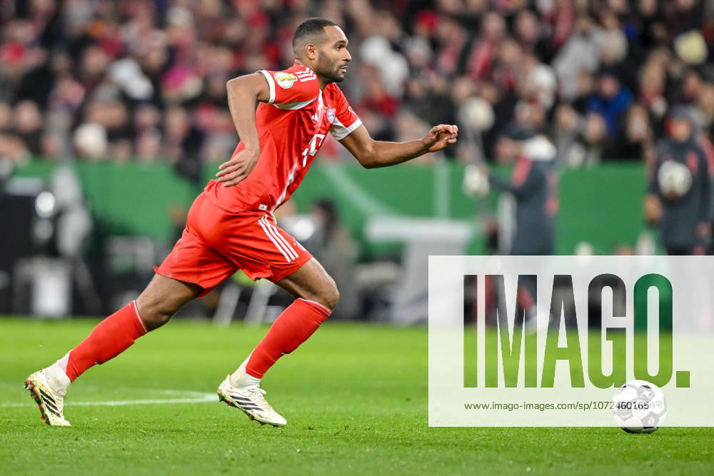 Jonathan Tah FC Bayern München in action, on the ball, single action during the DFB Cup Quarter final match between FC Bayern München and RB Leipzig, Allianz Arena on February 11, 2026 in Munich, Germany Photo by Harry Langer DeFodi Images Jonathan Tah FC Bayern München controls the Ball during the DFB Cup Quarter final match between FC Bayern München and RB Leipzig at Allianz Arena on February 11, 2026 in München, Germany Photo by Harry Langer DeFodi Images DFL regulations prohibit any use of photographs as image sequences and or quasi video Photo by Harry Langer DeFodi Images DFL regulations prohibit any use of photographs as image sequences and or quasi video